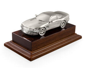 model Aston Martin 1996 V8 replica hand made silver gift